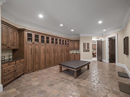 Billiard Table, Game Room, Interior, Recessed Lighting