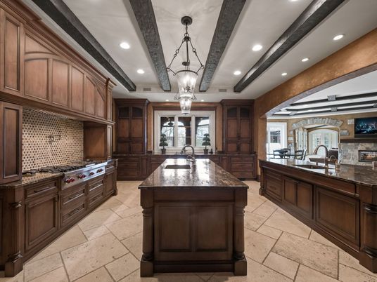 Chandelier, Interior, Kitchen, Pendant Lights, Recessed Lighting, Stainless Steel Appliances, Wooden Beams