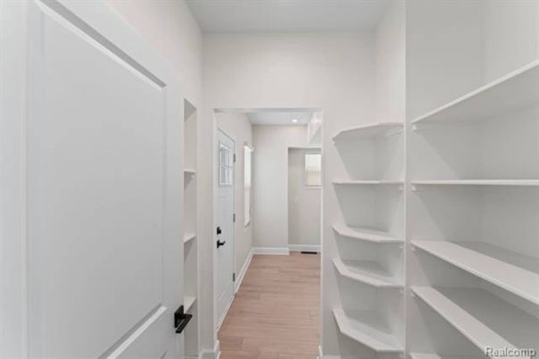 Interior, Recessed Lighting, Walk-in Closets, Wood Texture Flooring