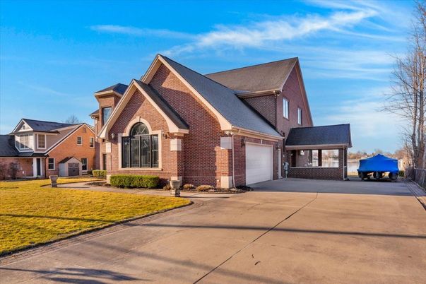 Attached, Exterior, Facade, Brick Facade, Brick Traditional