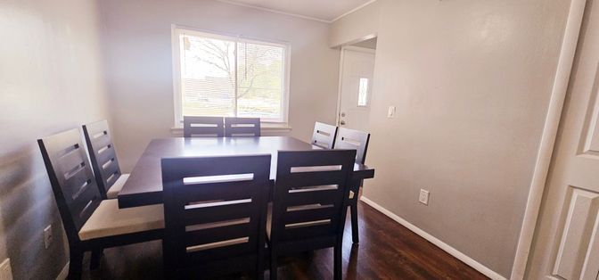 Dining room, Interior, Wood Texture Flooring