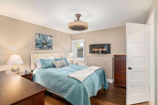 Bedroom, Fireplace, Interior, Wood Texture Flooring