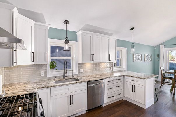 Interior, Kitchen, Pendant Lights, Wood Texture Flooring