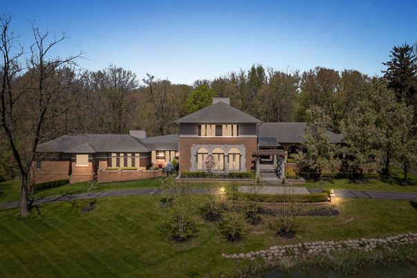 Attached, Backyard, Exterior, Facade, Brick Facade, None