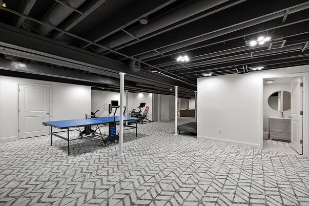 Game Room, Interior, Recessed Lighting