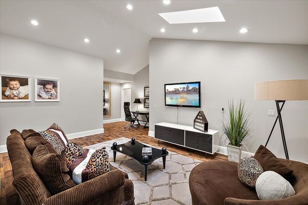 Home Office, Interior, Living room, Recessed Lighting, Wood Texture Flooring