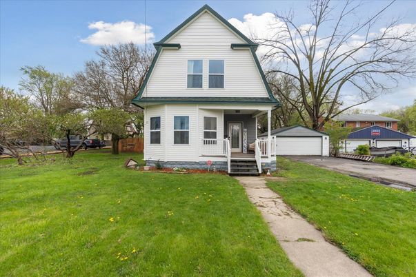 Backyard, Detached Garage, Exterior, Facade, Queen Anne Victorian