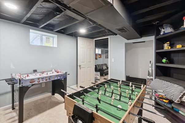 Game Room, Interior, Recessed Lighting