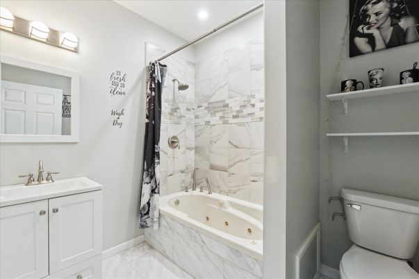 Bathroom, Interior, Marble, Marble Walls, Recessed Lighting