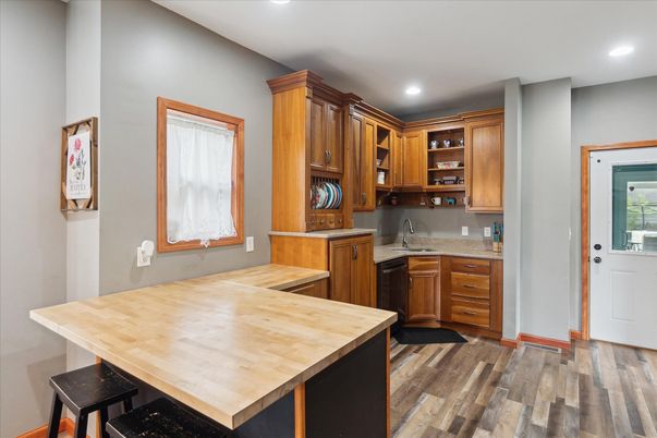 Interior, Kitchen, Recessed Lighting, Wood Texture Flooring