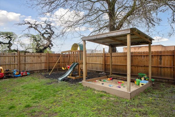 Backyard, Exterior, Playground