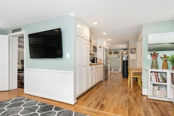 Interior, Kitchen, Recessed Lighting, Wood Texture Flooring
