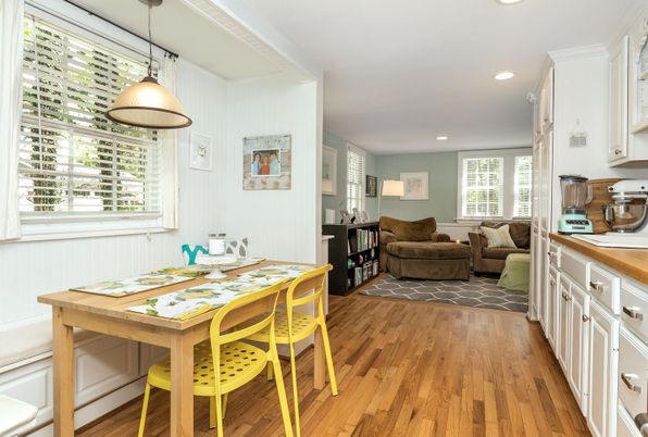 Dining room, Interior, Living room, Pendant Lights, Recessed Lighting, Wood Texture Flooring