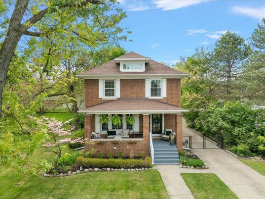 Exterior, Facade, Brick Facade, American Foursquare