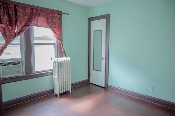 DE Listing image placeholder