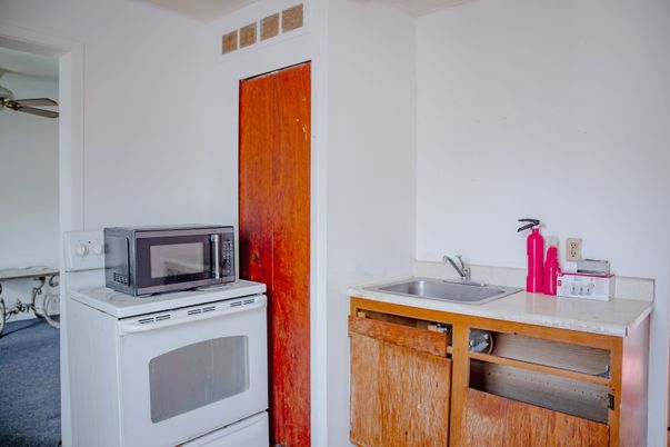 DE Listing image placeholder