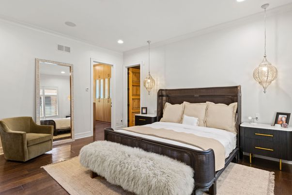 Bedroom, Interior, Pendant Lights, Recessed Lighting, Wood Texture Flooring