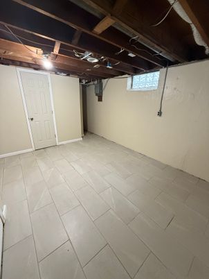 Empty room, Interior, Wooden Beams