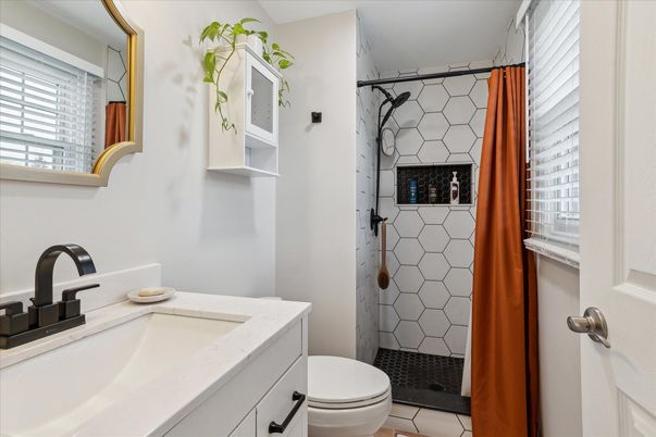 Bathroom, Interior