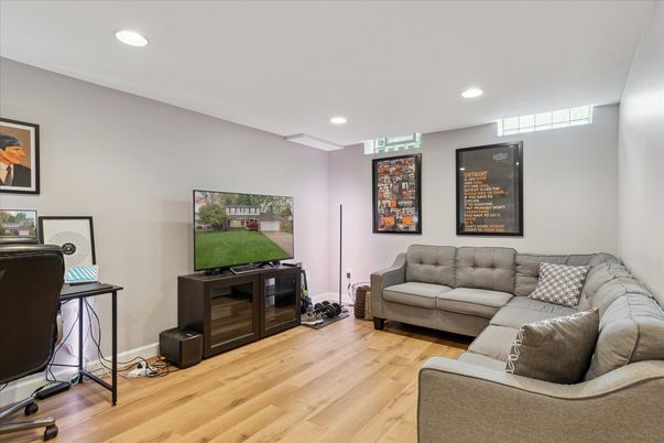 DE Listing image placeholder