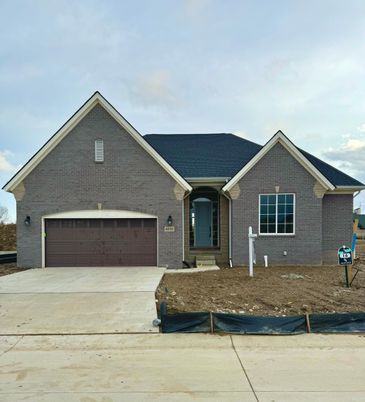 Attached, Exterior, Facade, Brick Traditional