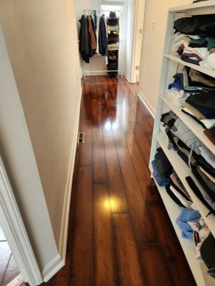 Interior, Walk-in Closets, Wood Texture Flooring