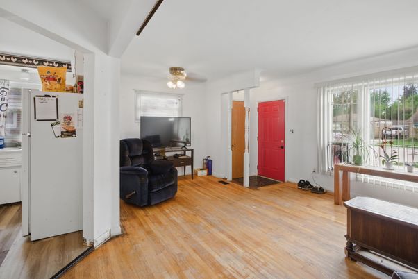 DE Listing image placeholder