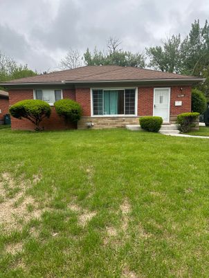 Exterior, Facade, Brick Facade, Ranch