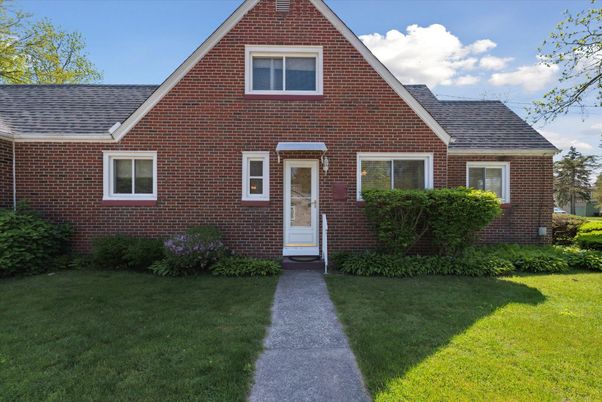 Exterior, Facade, Brick Facade, Brick Traditional