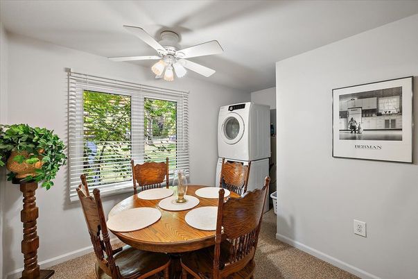 Dining room, Interior, Washer