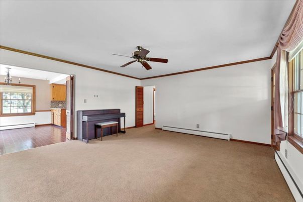 Empty room, Interior, Piano, Wood Texture Flooring