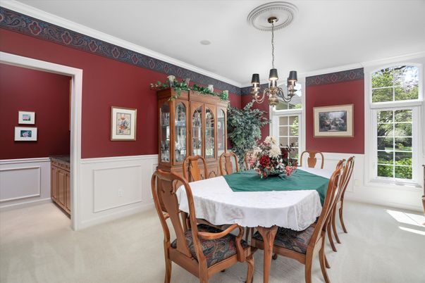 Chandelier, Dining room, Interior