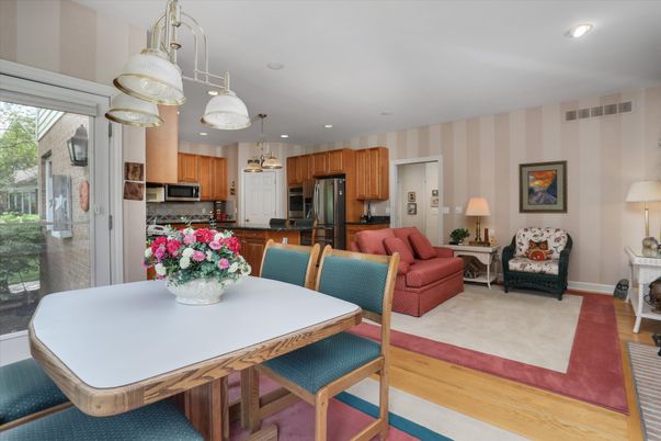 Dining room, Interior, Kitchen, Living room, Pendant Lights, Recessed Lighting, Stainless Steel Appliances