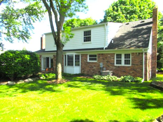 Exterior, Facade, Brick Facade, Cape Cod