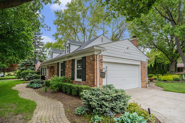 Attached, Exterior, Facade, Brick Facade, Cape Cod