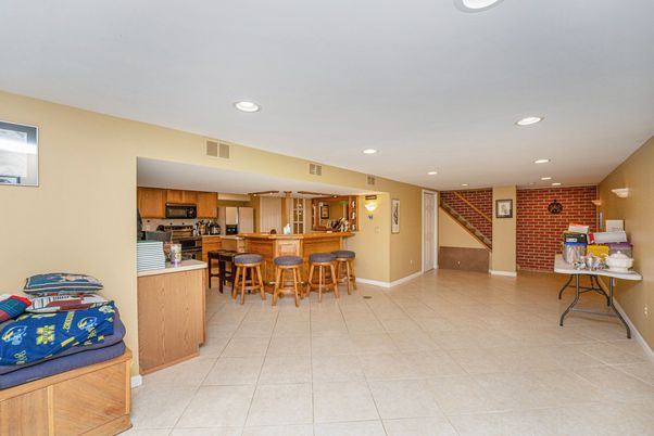Interior, Kitchen, Recessed Lighting, Stone Walls