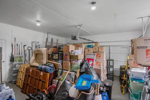 Garage, Interior