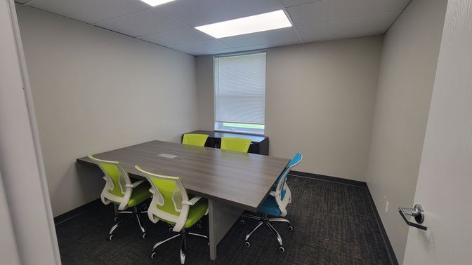 Dining room, Interior, Recessed Lighting