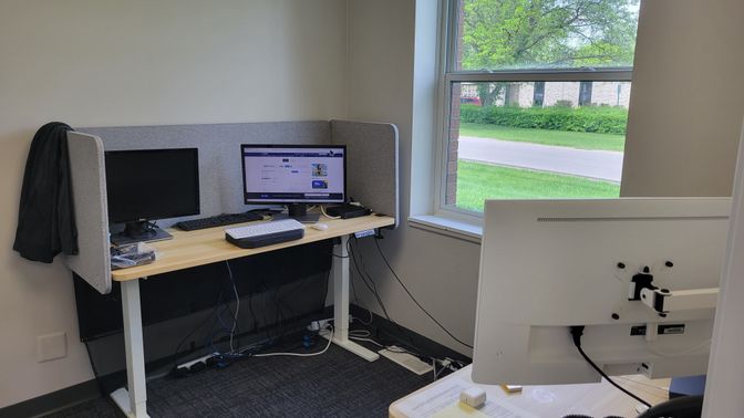 Home Office, Interior