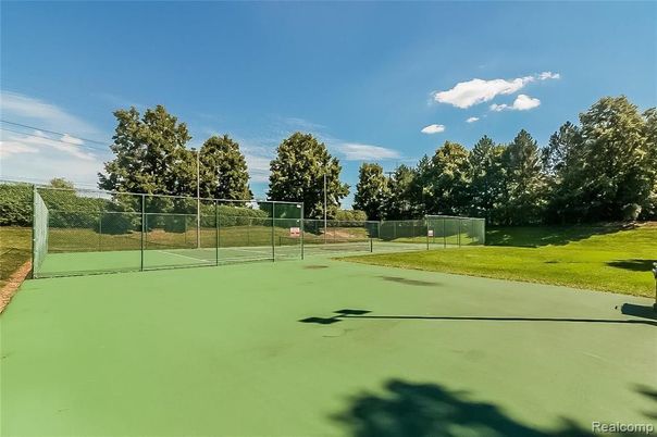 Exterior, Tennis Courts