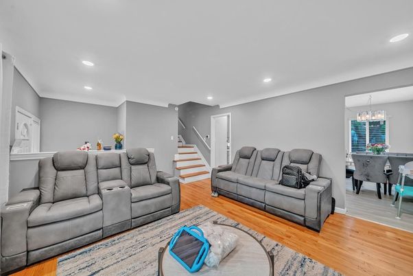 Chandelier, Dining room, Interior, Living room, Recessed Lighting, Wood Texture Flooring