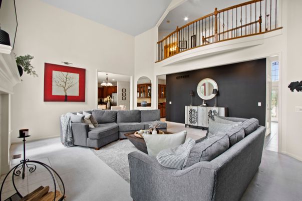 Dining room, Interior, Living room, Pendant Lights, Recessed Lighting