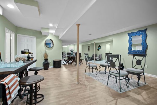 Dining room, Fitness Equipment, Interior, Recessed Lighting, Wood Texture Flooring