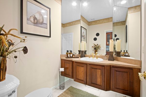 Bathroom, Dual Sink Vanities, Interior, Recessed Lighting