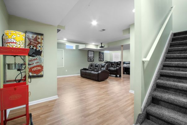 Interior, Recessed Lighting, Wood Texture Flooring