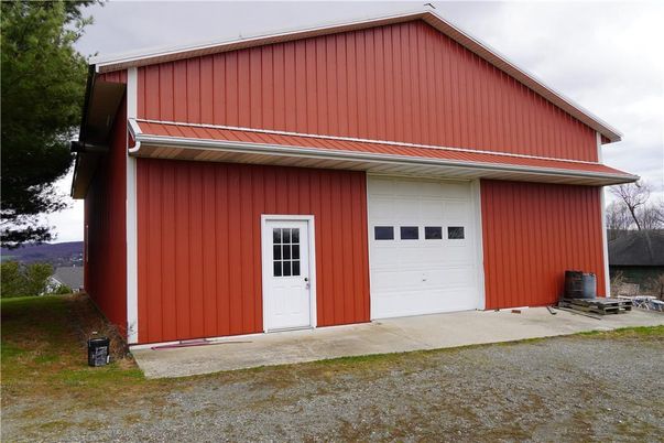 Detached Garage, Exterior
