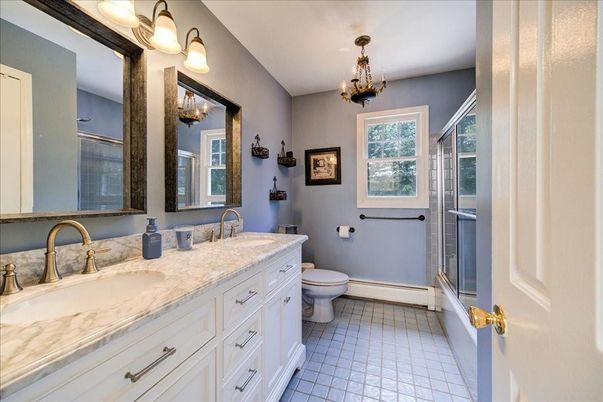 Bathroom, Dual Sink Vanities, Interior, Pendant Lights