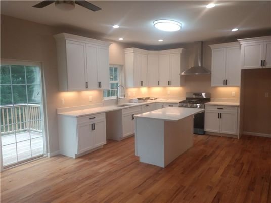 Interior, Kitchen, Recessed Lighting, Wood Texture Flooring