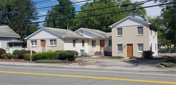 Exterior, Facade, Brick Facade, Farmhouse
