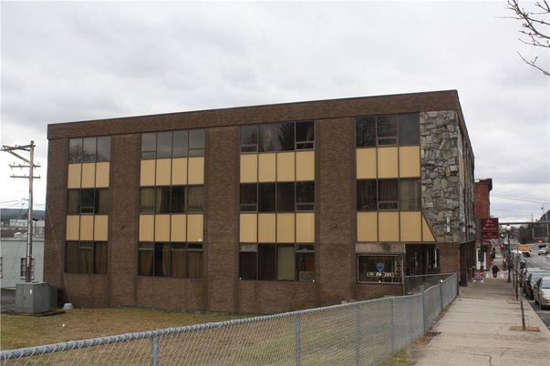 Exterior, Facade, Condo Building